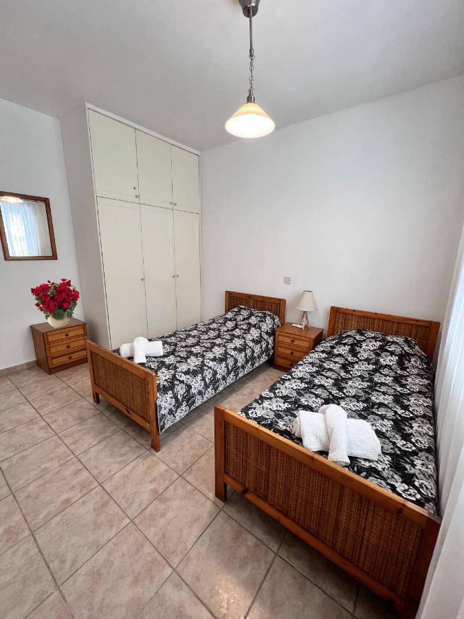 Pafia Sunbeach Townhouse Paphos Esterno foto